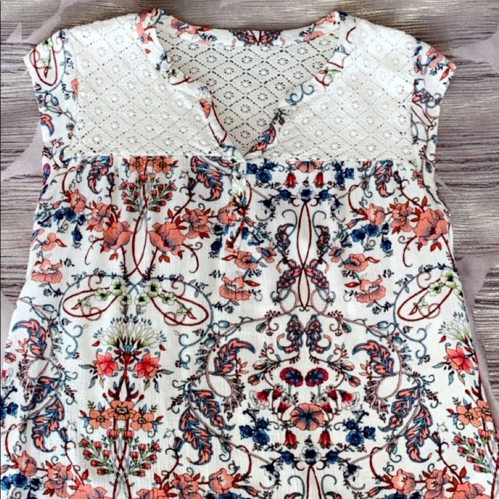 Daniel Rainn blouse